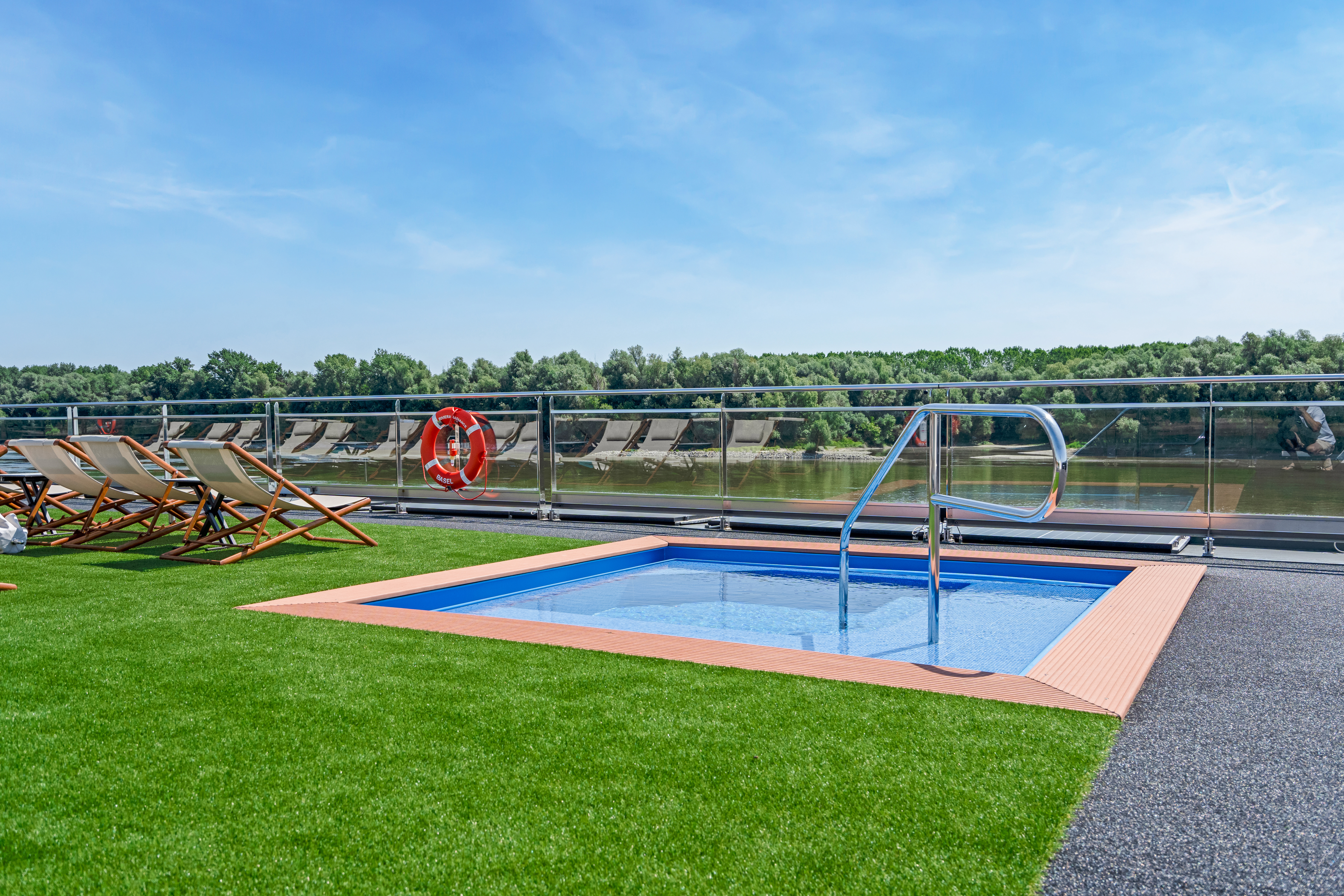 MS Riviera Radiance - Sun Deck